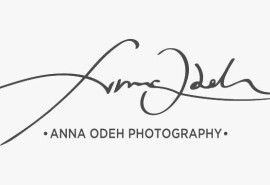 Анна - це людина, яка передає історії життя людей через фотографію