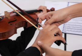 Уроки з гри на скрипці
