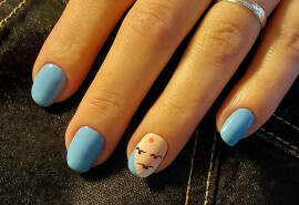 Майстер манікюру та педикюру