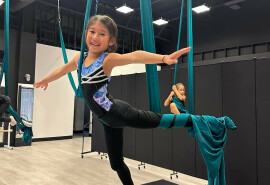 Повітряна гімнастика для дітей та дорослих