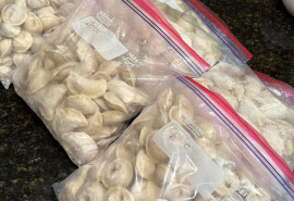 Домашні пельмені та вареники