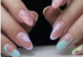 Професійний майстер з манікюру та педикюру