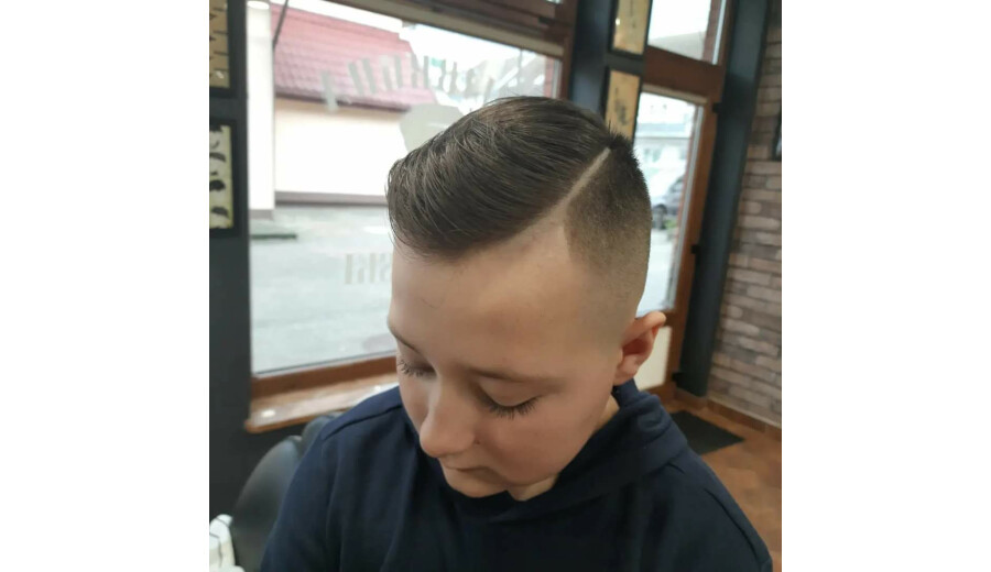 Перукарські послуги -