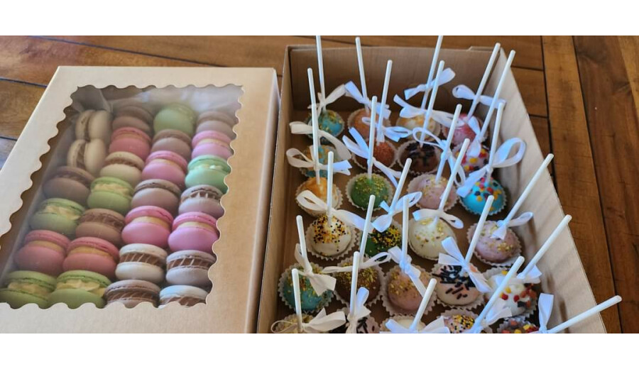 Десерти на замовлення -