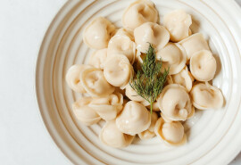 Пропонуємо вам домашні пельмені