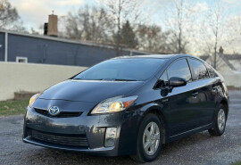 Продам Toyota Prius 2010