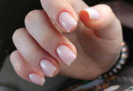 Запрошую Вас на апаратний манікюр