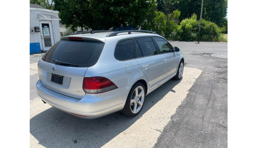 Продам 2012 Volkswagen Jetta Sportwagen -