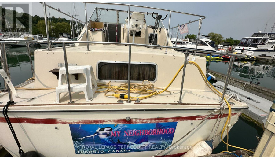 Яхта, 38 футів, 1983 Chris-Craft 381 Catalina -