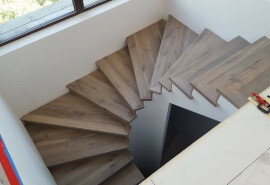 Пропоную послуги з монтажу підлоги