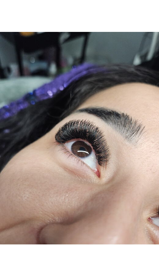 Professional Lashmaker -