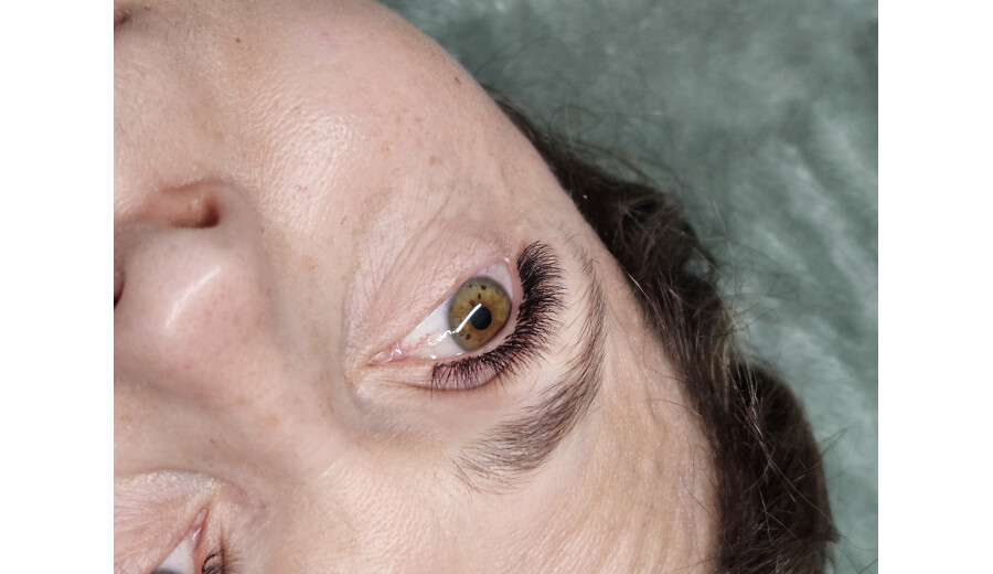 Professional Lashmaker -