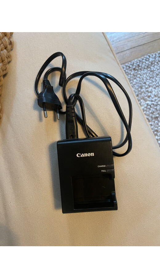 Canon eos 1100d - 