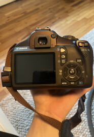 Canon eos 1100d