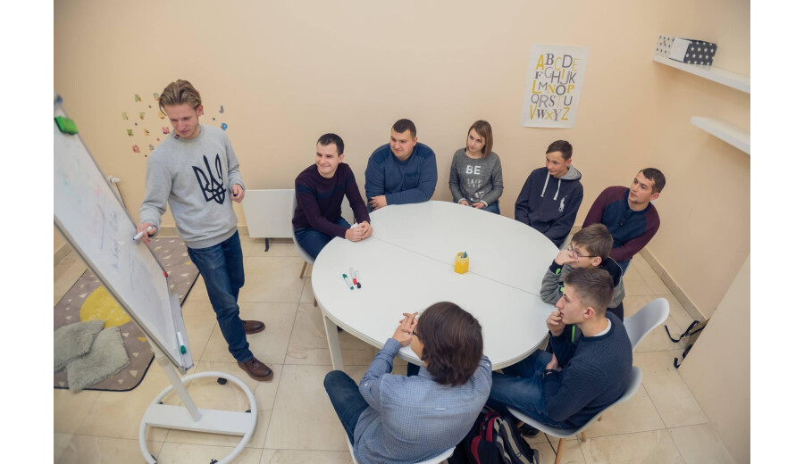 Мовні курси "Language Time" -
