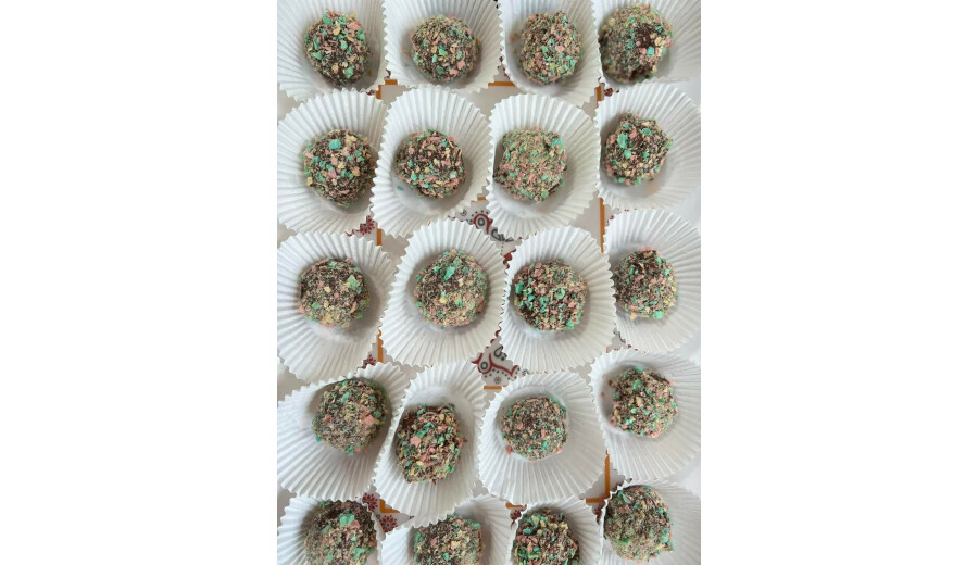 Домашній хліб та різні смаколики на замовлення -