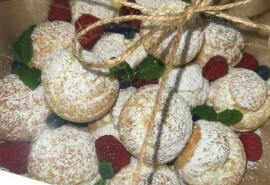 Я із задоволенням пропоную свої послуги з випікання на замовлення