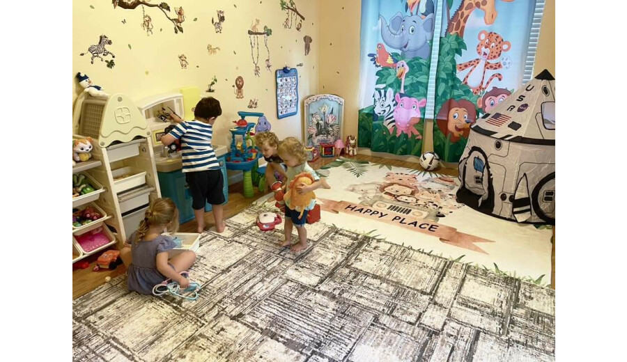 Дитячий садок Lana's Daycare -